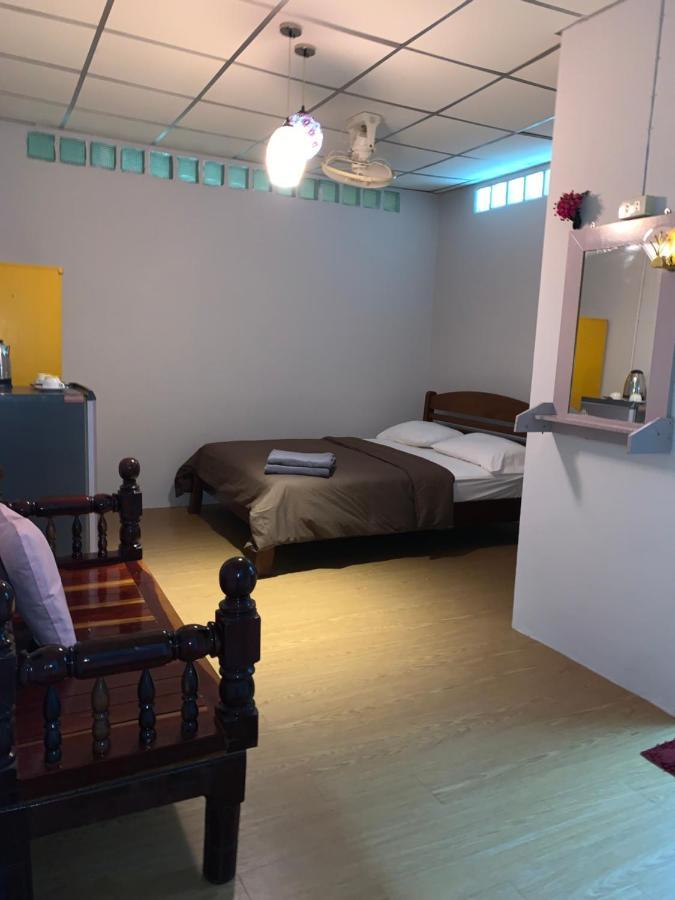 טונגסלה Holiday Phangan - Hostel & Bar מראה חיצוני תמונה