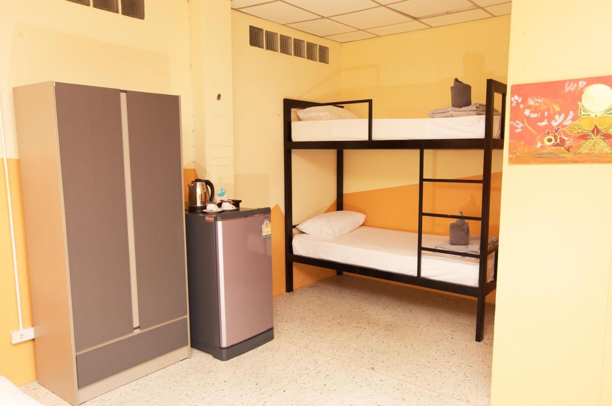 טונגסלה Holiday Phangan - Hostel & Bar מראה חיצוני תמונה