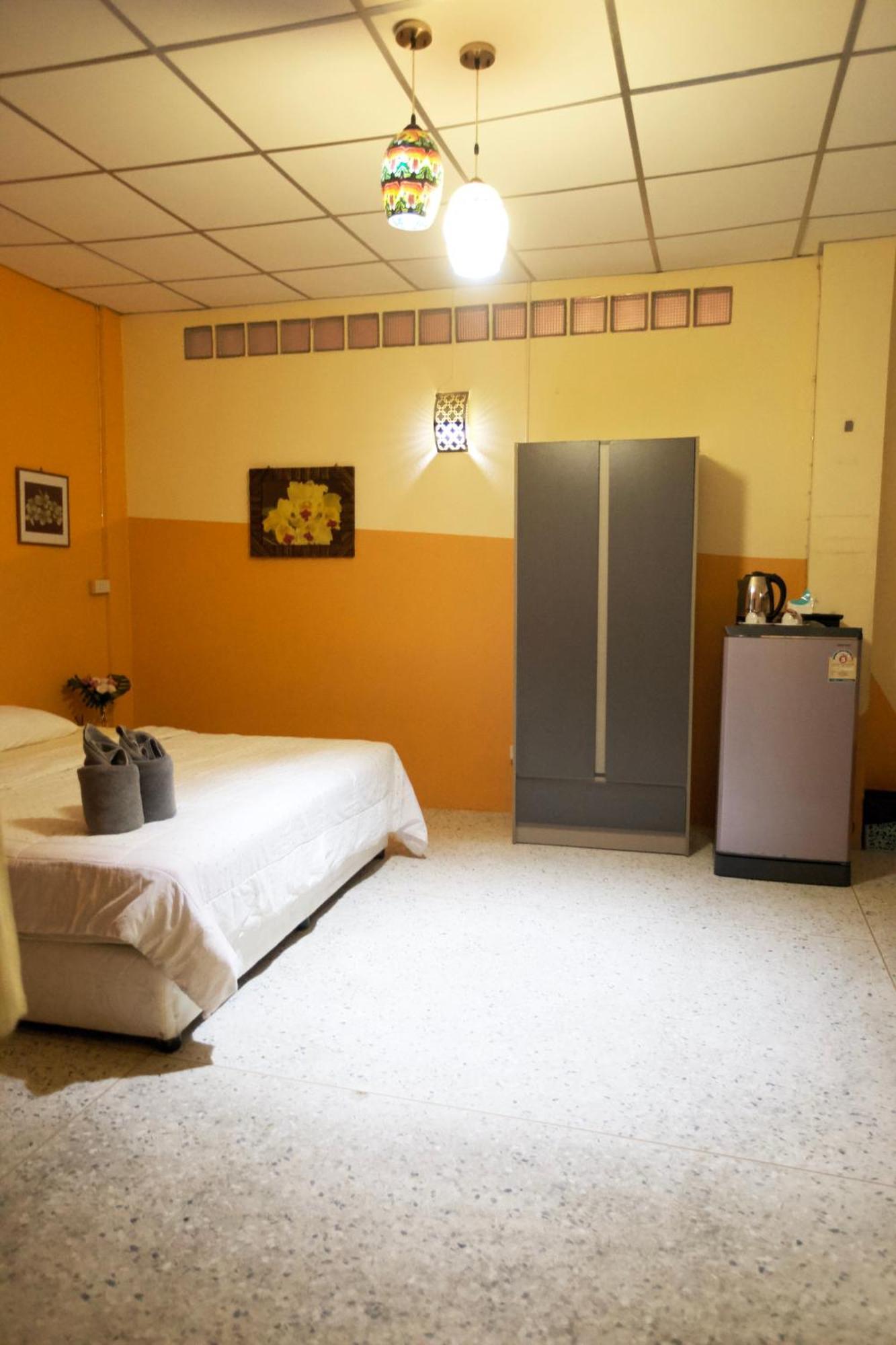 טונגסלה Holiday Phangan - Hostel & Bar מראה חיצוני תמונה