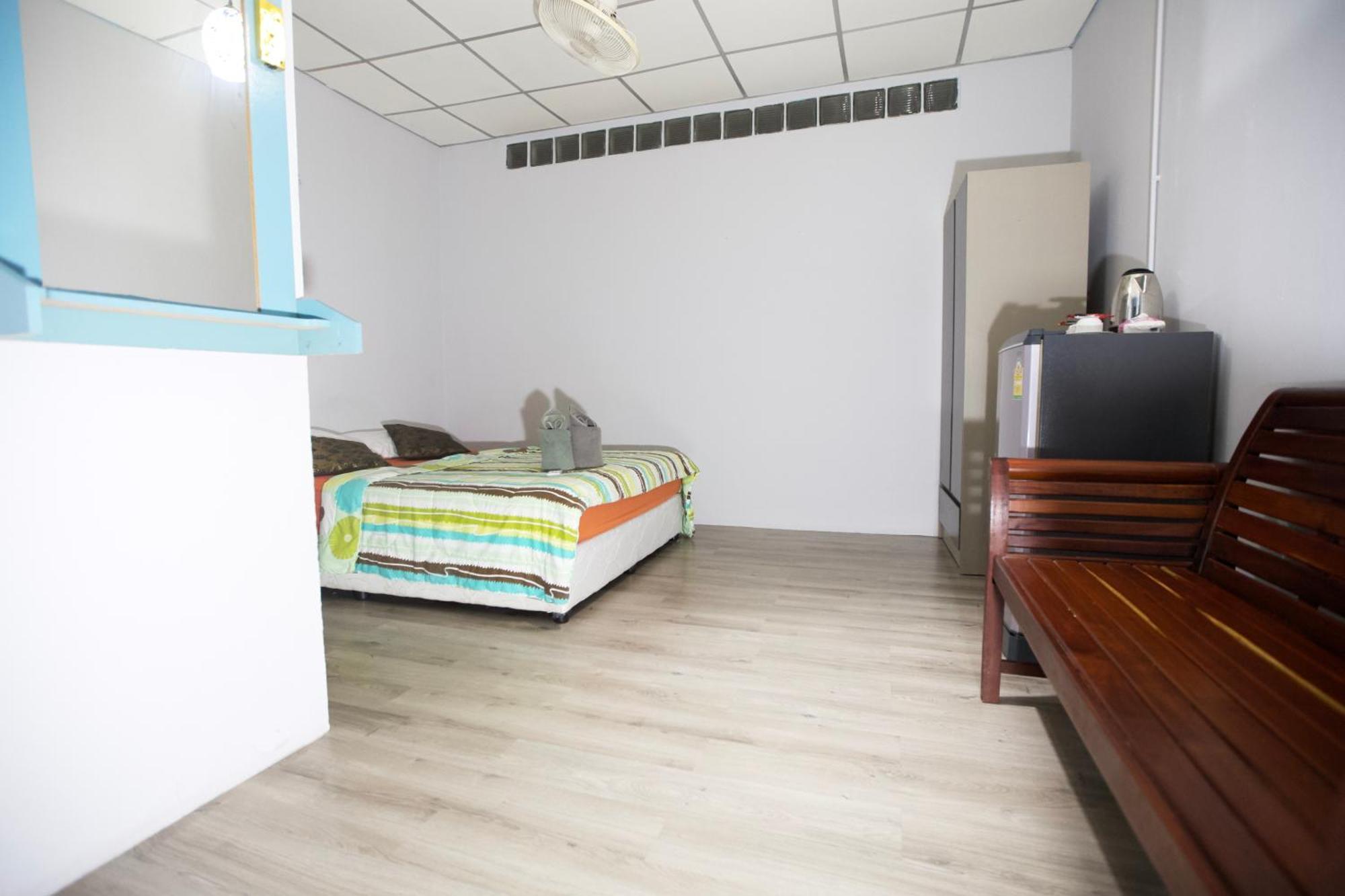 טונגסלה Holiday Phangan - Hostel & Bar מראה חיצוני תמונה