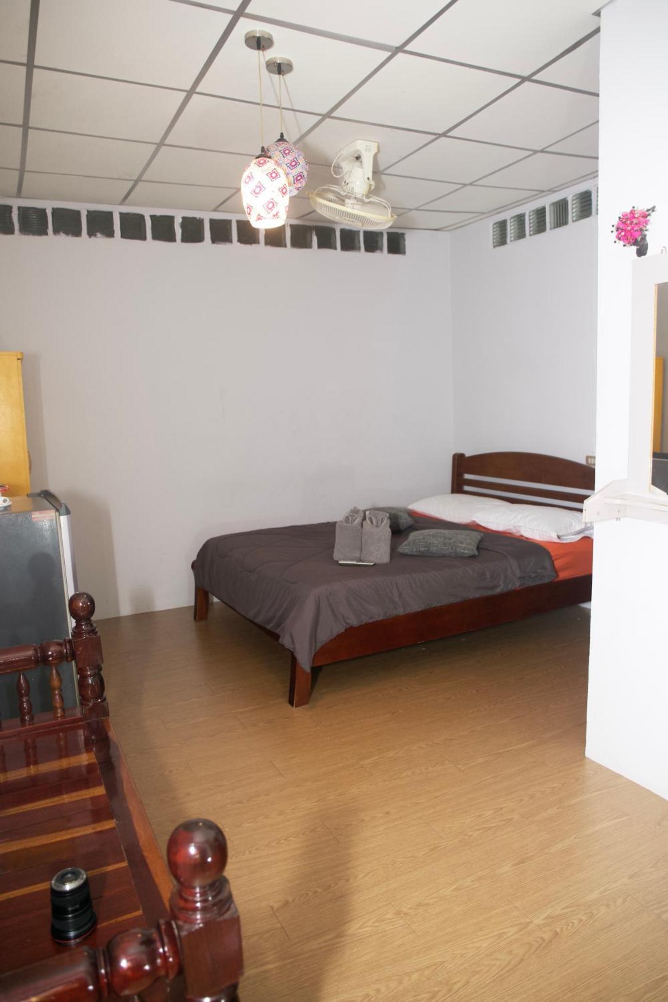 טונגסלה Holiday Phangan - Hostel & Bar מראה חיצוני תמונה