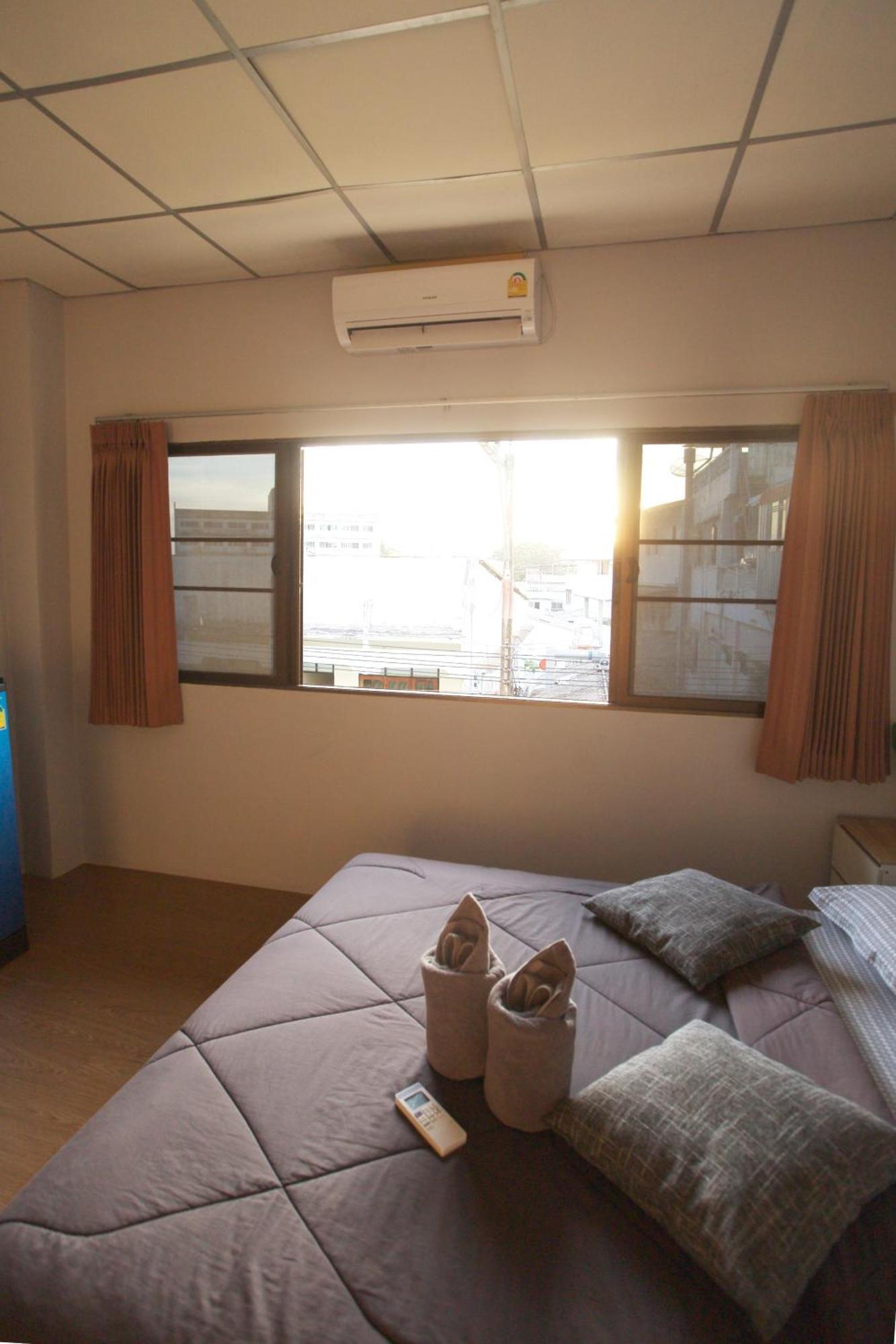 טונגסלה Holiday Phangan - Hostel & Bar מראה חיצוני תמונה